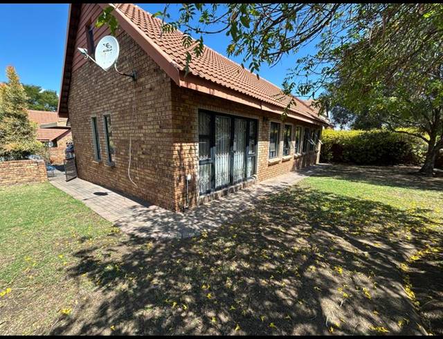 3 BEDROOM PROPERTY TO RENT IN KOSMOSDAL